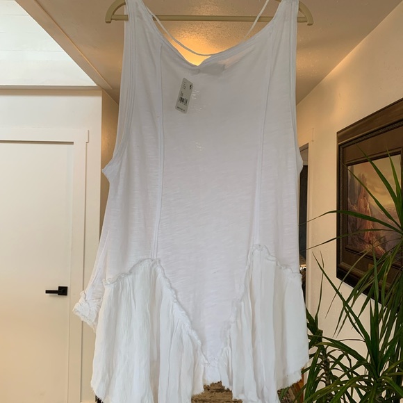 We the Free White Ruffle Tank NWT - Picture 14 of 15